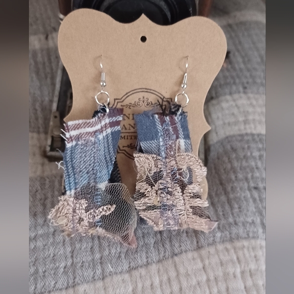 Upcycled Earrings - Picture 1 of 3